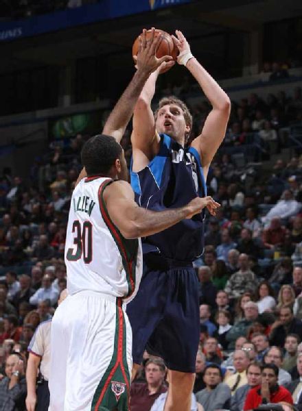 多次为队友 多次为队友