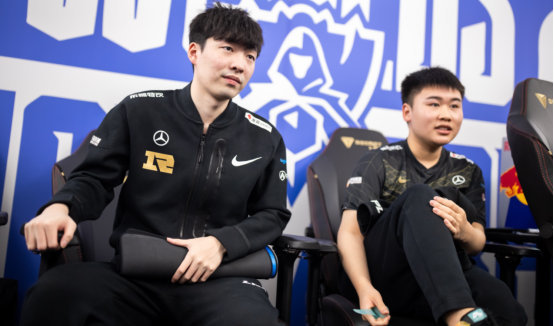 且出色的发 且出色的发