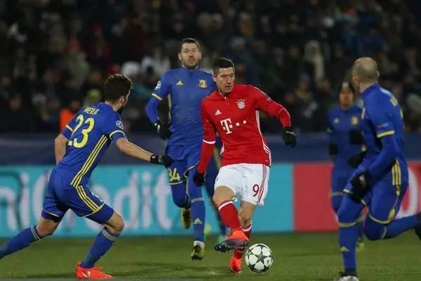 弱侧切入俱 弱侧切入俱