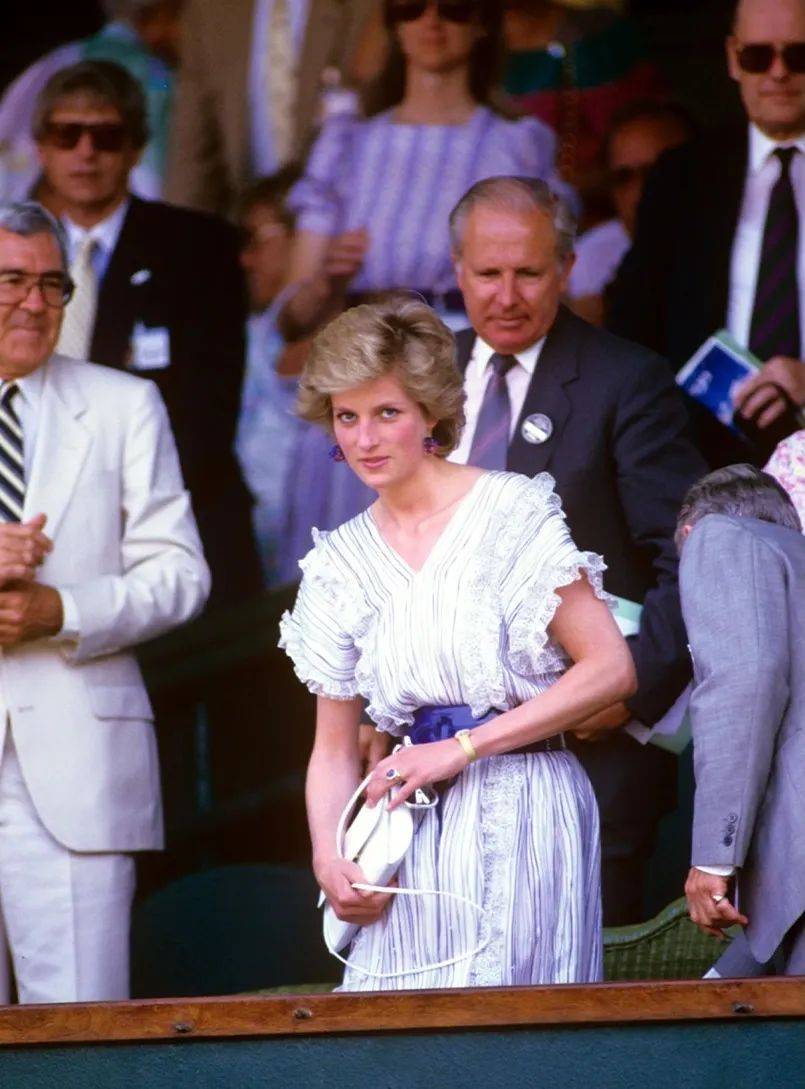 来了他的新 来了他的新