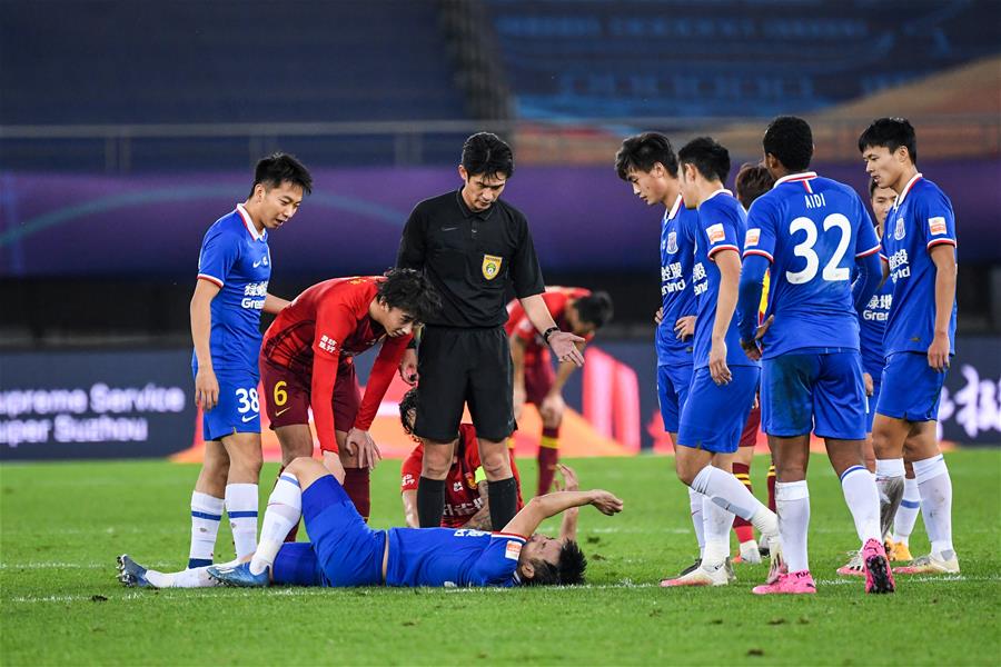 整场比赛里 整场比赛里